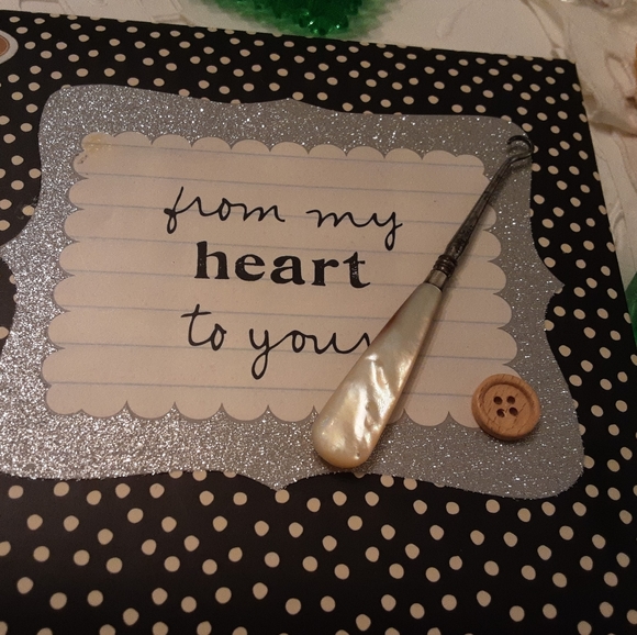 LUND, ANTIQUE 1900'S MOTHER OF PEARL VICTORIAN BUTTONHOOK - Picture 11 of 13